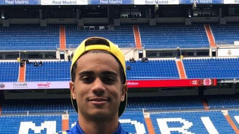 El padre de Reinier advierte sobre el Borussia Dortmund: "Está pasando algo raro"