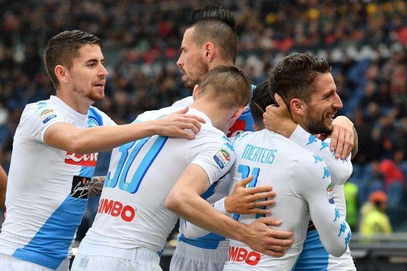 DESCANSO - Nápoles 1-0 Madrid: los de Sarri, muy intensos, se sirven de un Madrid muy débil