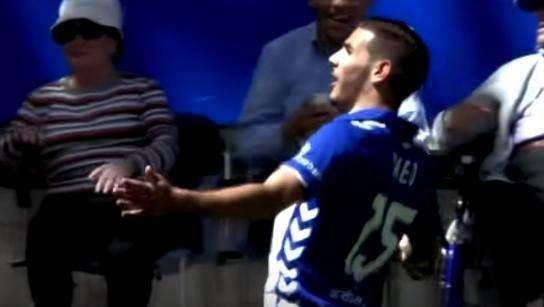  FOTO - Theo ya presume de madridismo en las redes sociales tras su presentación