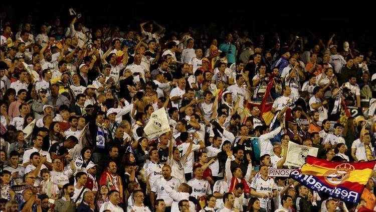 Jornada de confraternización de las peñas del Real Madrid en Badajoz 