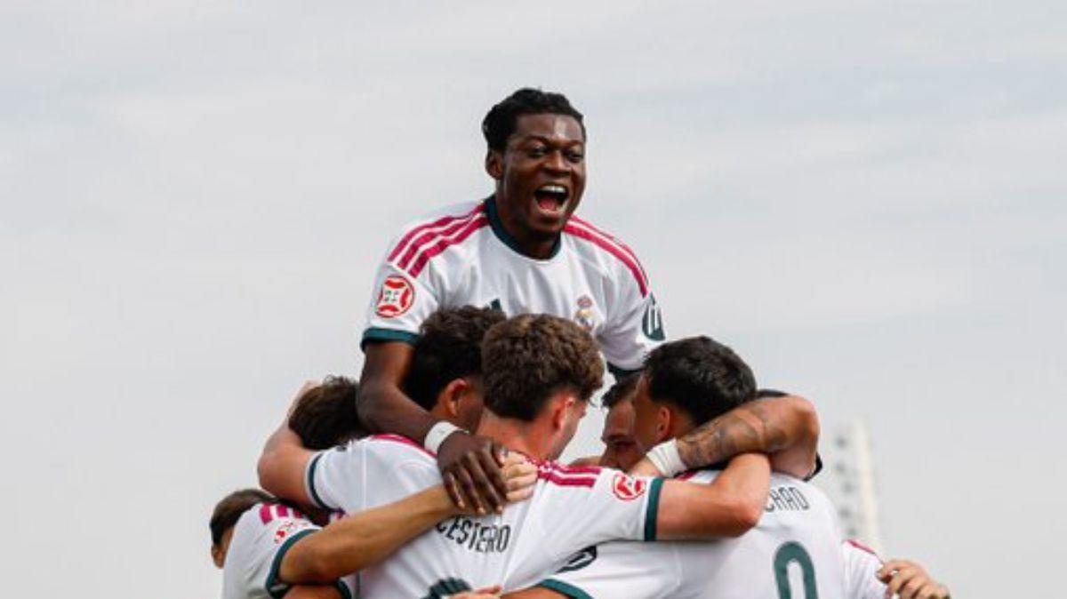 Real Madrid Castilla 2-0 Torremolinos | Primera victoria merengue en Liga