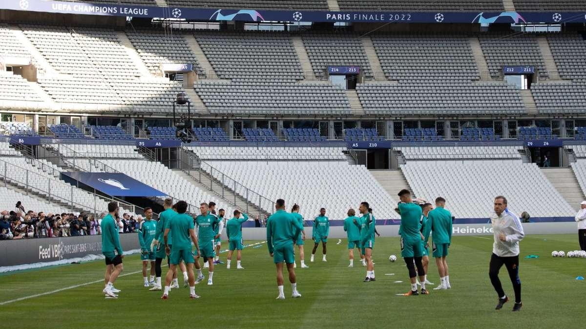 La charla de Ancelotti a la plantilla del Real Madrid en el entrenamiento de ayer: "Va a ser bonito pero difícil"