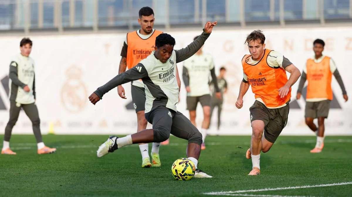 Entrenamiento del Real Madrid esperando el fin del parón de selecciones