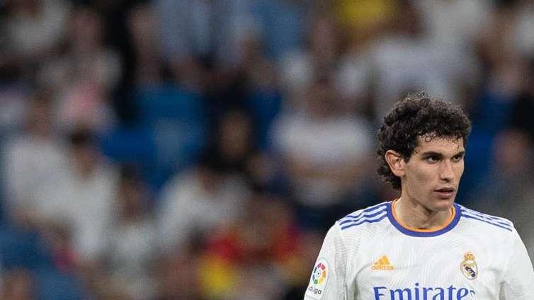 Oficial: Jesús Vallejo se marcha del Real Madrid y vuelve cedido al Granada