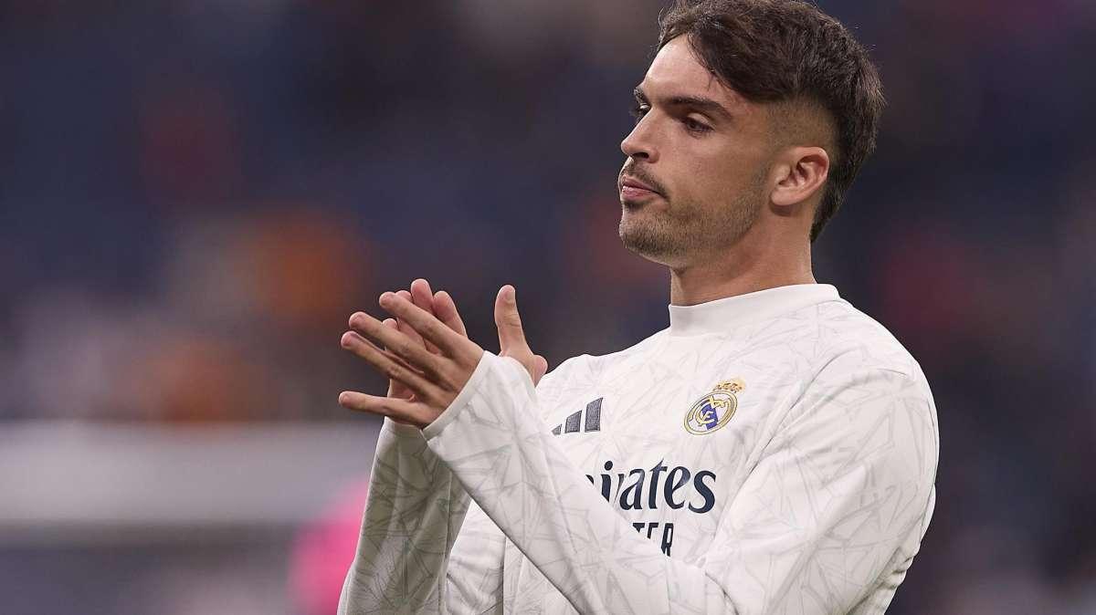 Ancelotti disipa las dudas sobre Asencio: "Se puede considerar jugador de nuestra plantilla"