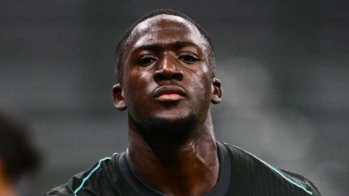 Konaté, más cerca al Real Madrid: oferta encima de la mesa