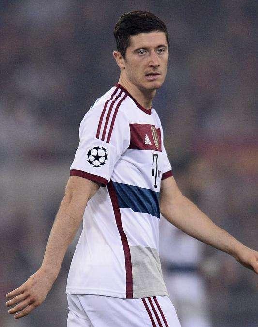 Daily Express: Lewandowski, próximo objetivo de Louis Van Gaal