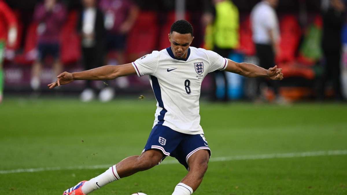 Alerta en el Real Madrid: el fichaje de Alexander-Arnold corre peligro