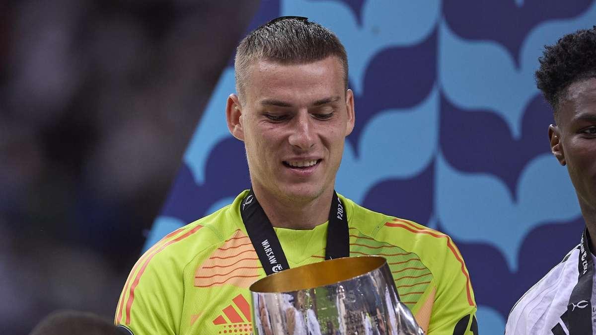 ¡Bombazo! Andriy Lunin renueva con el Real Madrid hasta 2028