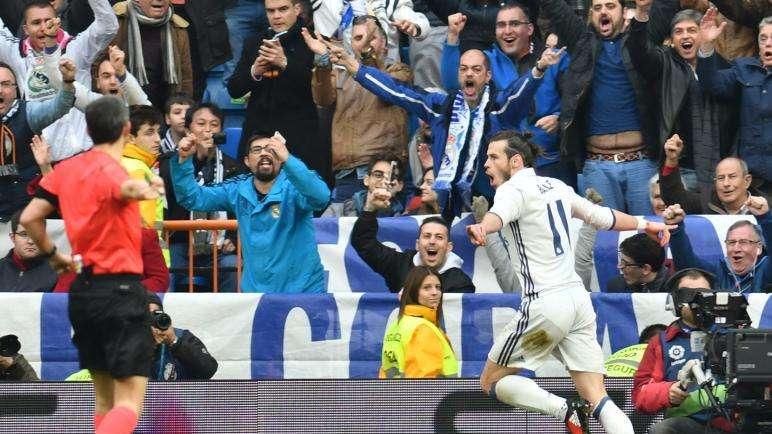 As: "Gareth Bale ya está aquí: el Madrid presume de fondo de armario"