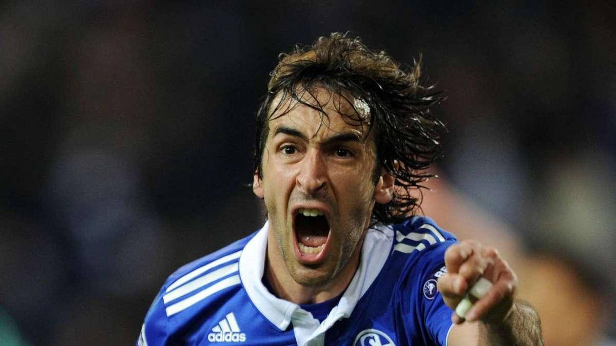Chust: "Raúl tiene metida en la sangre el ADN madridista y nos aprieta hasta el final" 