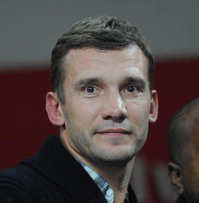 Shevchenko, embajador de la final de Kiev y mano inocente en el sorteo de cuartos