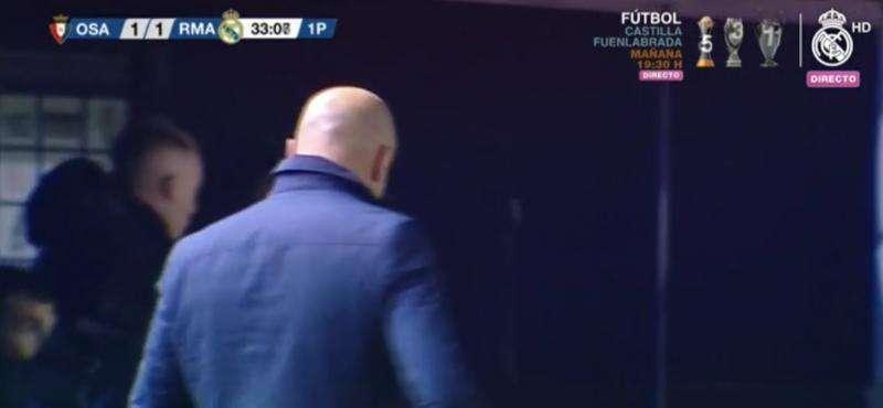 El sistema de tres centrales de Zidane fracasó de nuevo en el Sadar