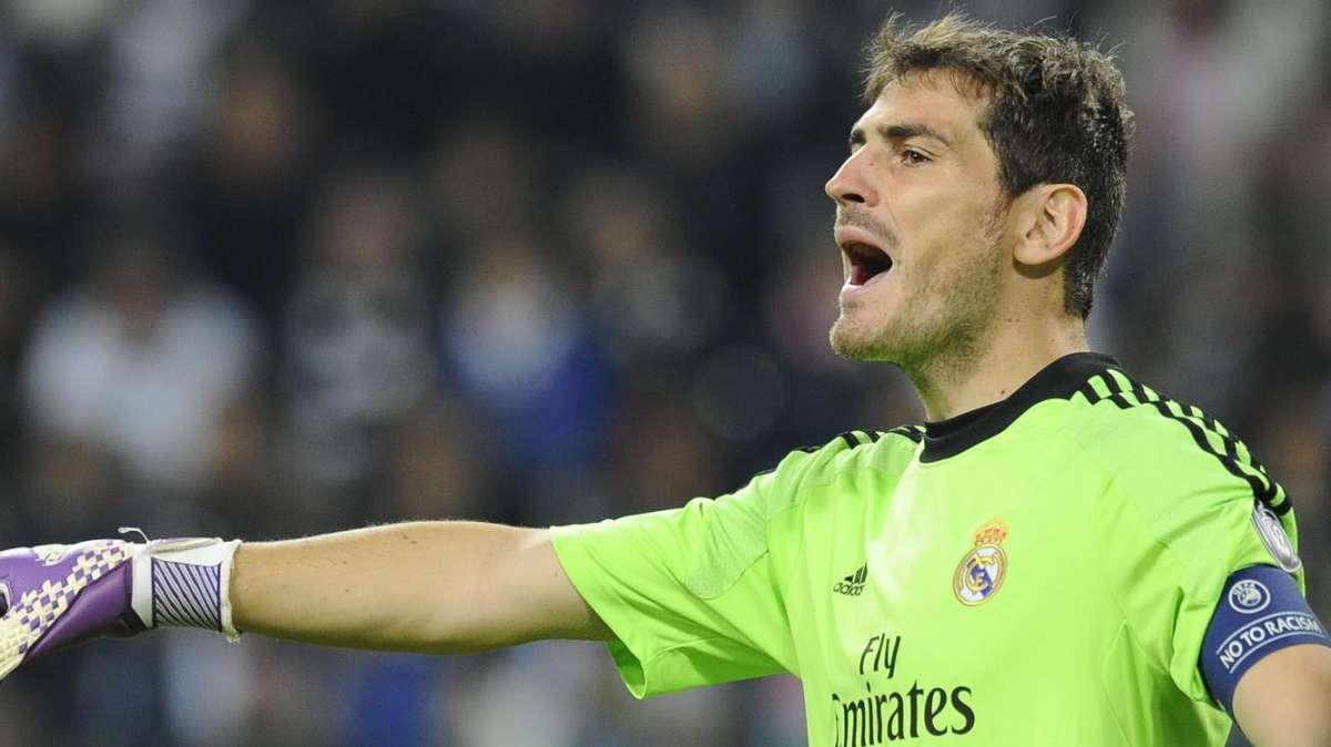AS: Casillas pacta con Florentino marcharse libre en 2015