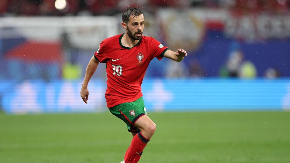 José Mourinho querría utilizar a Bernardo Silva en diferentes posiciones
