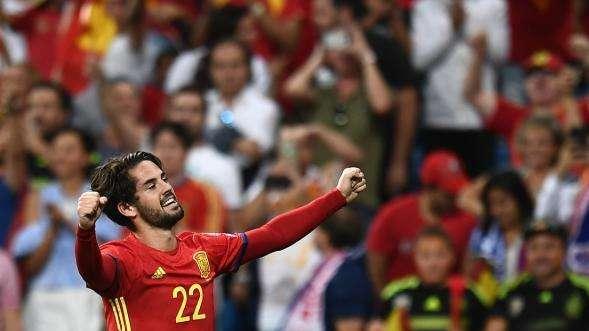 El partido perfecto de Isco: dos goles en dos remates y 56 pases buenos de 59