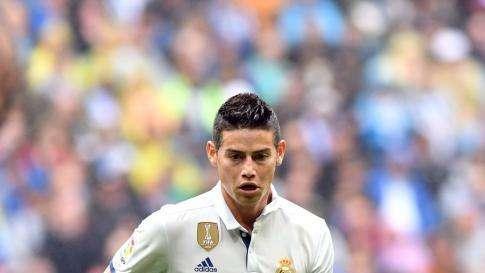 Sánchez: "Lo de James no extraña, en el Real Madrid hay que ponerle un poquito más"