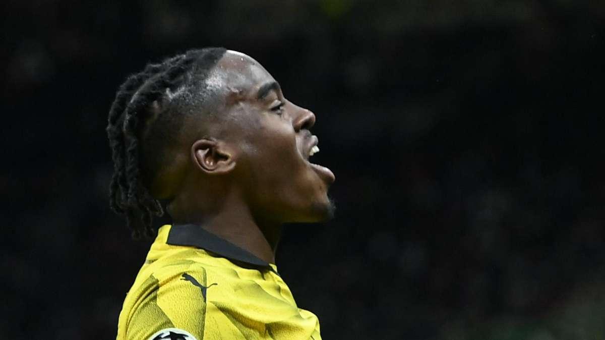 GOL DEL DORTMUND | Gittens amplia la ventaja para el equipo germano
