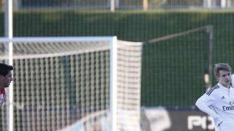 Odegaard debuta en partido oficial con el Castilla
