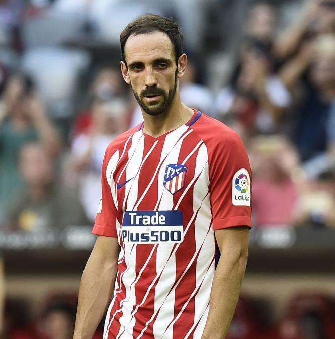 VÍDEO - Juanfran se acuerda del Real Madrid tras conquistar la Europa League