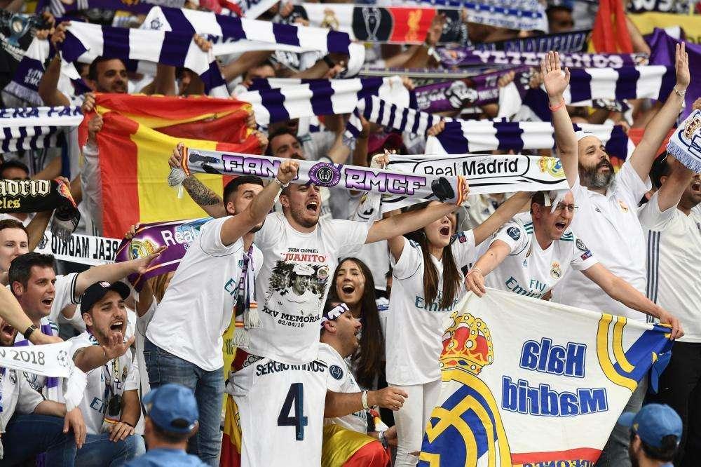 ENCUESTA BD - La afición no confía en la remontada ante el Manchester City