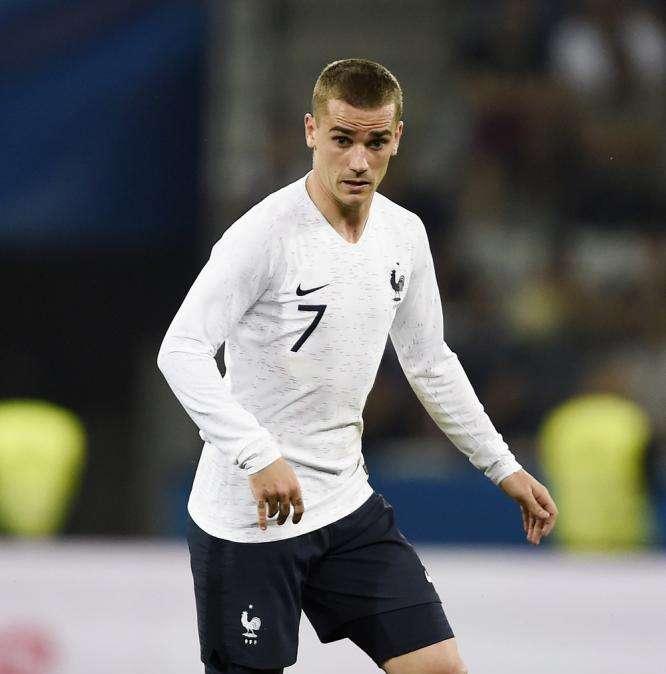 FINAL - Francia 0-0 Dinamarca: empate que vale un pase a octavos de final