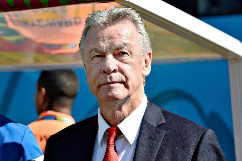 Hitzfeld: "El Madrid defensivamente no es tan bueno. El Bayern es favorito. El Bernábeu..."