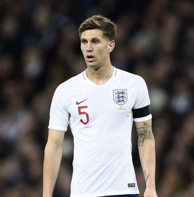 Manchester City, un problema menos para Guardiola: Stones no saldrá