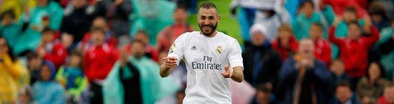 Corriere dello Sport: El PSG quiere a Benzema para sustituir a Cavani