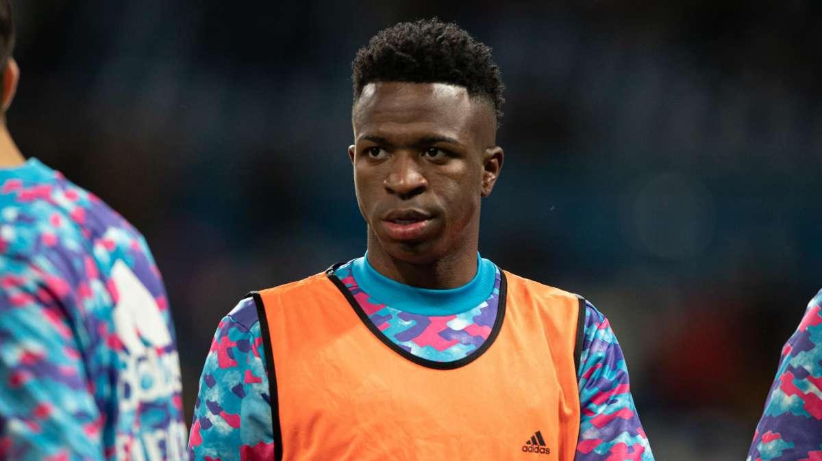 El Real Madrid da largas a un club de la Premier League interesado en Vinicius