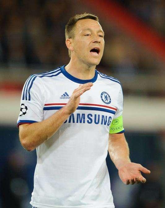Bruce Buck: "Estamos encantados de que Terry pase un año más en el club"