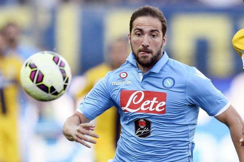 SportMediaset: El Nápoles pone a Higuaín en el mercado 