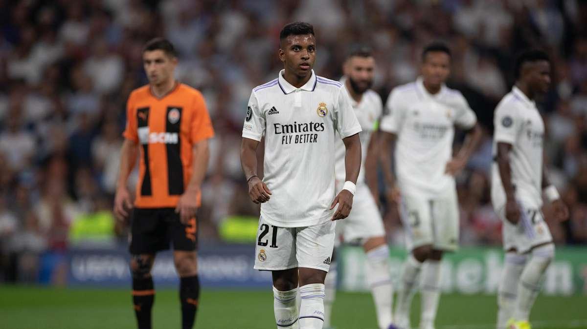 AS, Segurola: "La lesión de Benzema no ha perturbado al equipo"