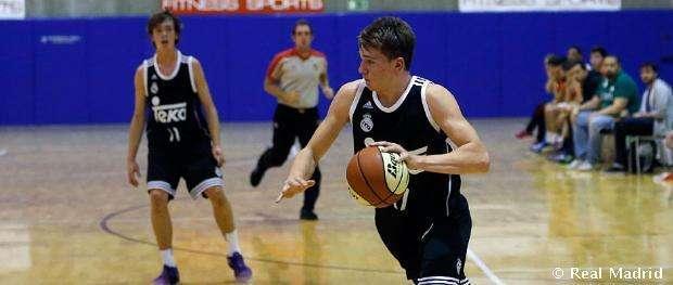 El Júnior de baloncesto vence al Barça y se mete en la final del Campeonato de España