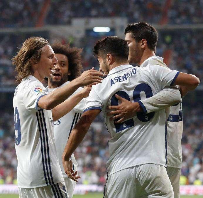 Alcaide, en Realmadrid TV: "En el mercado no hay nada mejorable para el Madrid"