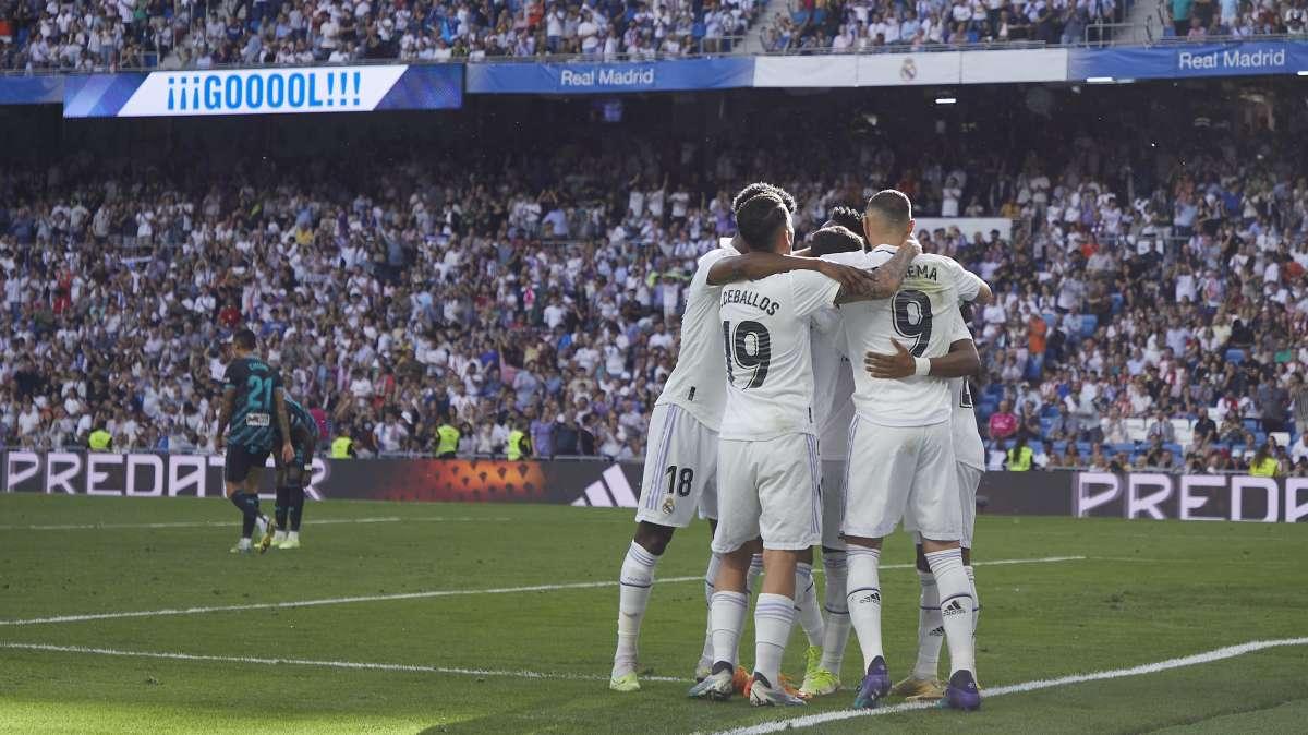 El Real Madrid se reivindica ante su público con un Benzema estelar: la crónica del triunfo ante el Almería