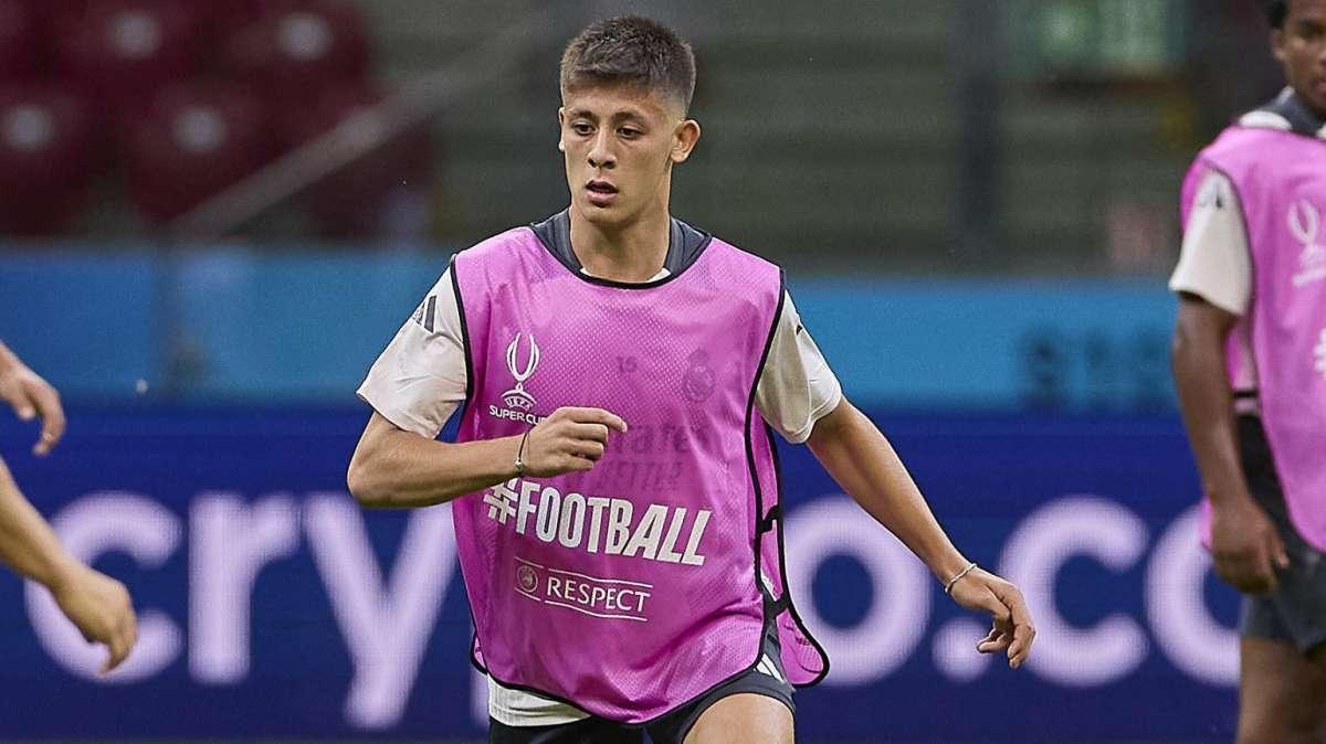 Arda Güler divide al Real Madrid: Carlo Ancelotti, señalado