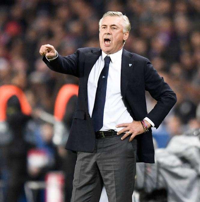 El Nápoles de Ancelotti, dispuesto a renovar el contrato a dos de sus defensas