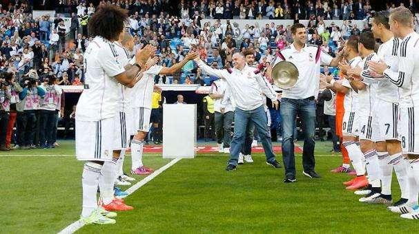 El Real Madrid ofrece la Novena al Santiago Bernabéu