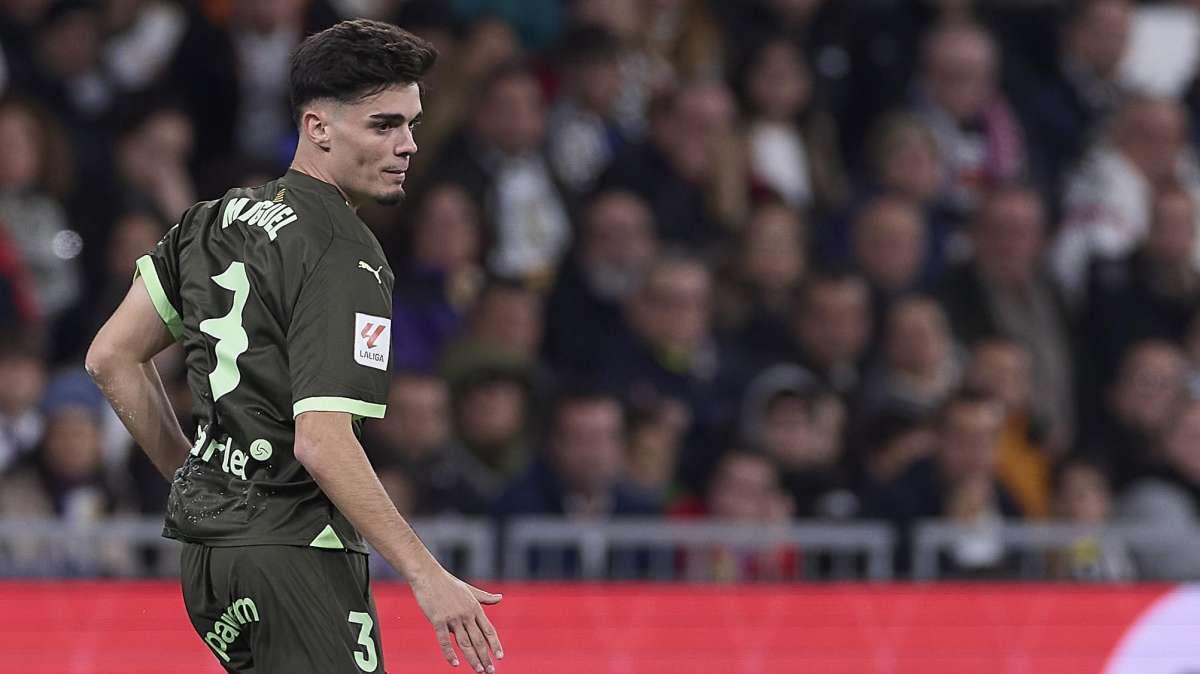 Miguel Gutiérrez como única alternativa a Davies para el Real Madrid