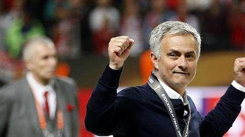 EXCLUSIVA BD - Manu Sainz: "La semana que viene habrá nuevo entrenador. El que más satisface a Florentino es Mourinho. Zidane..."