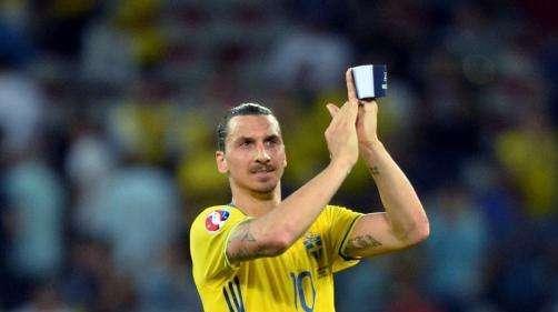 Ibrahimovic: "Escucho que Pogba es caro pero con la venta de mis camisetas se cubrirá el gasto"