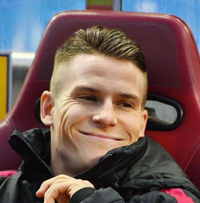 Gameiro lanza un dardo a Diego Costa: "¿La pareja con Griezmann? Nos llevamos muy bien"