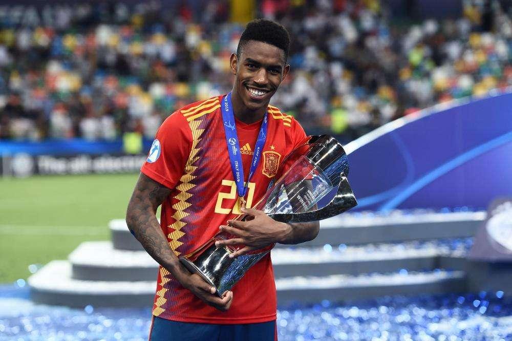 Mercado; Junior Firpo, antiguo objetivo del Madrid, más cerca del Barça