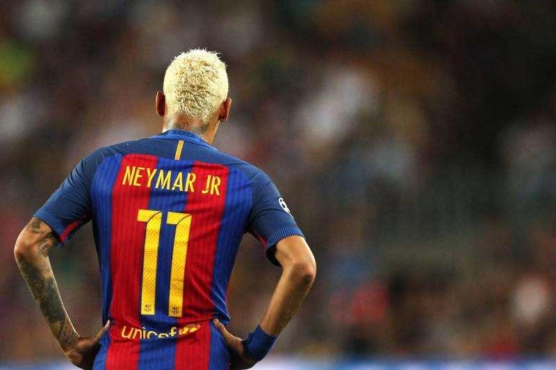 El PSG sabe que Neymar merece un sacrificio: el brasileño empuja a dos piezas clave a la rampa de salida