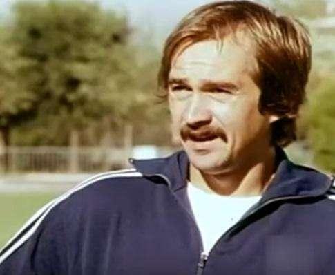 Stielike: "Firmé por el Real Madrid en un papel en blanco"