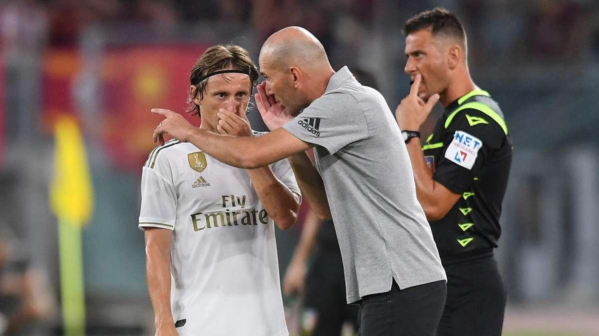 Así fue la charla de Zidane con la plantilla tras la derrota en Alcoy 