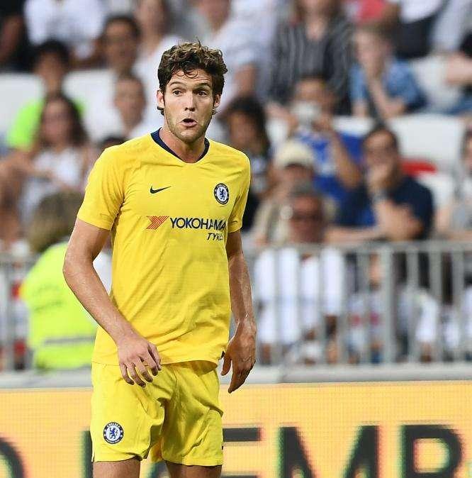 AS - Real Madrid y Atlético pugnan por el fichaje de Marcos Alonso