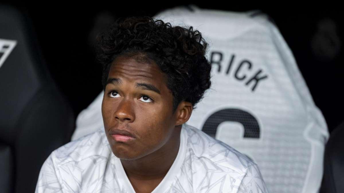 CAMBIO DEL REAL MADRID | Entra Endrick y se retira Vinicius