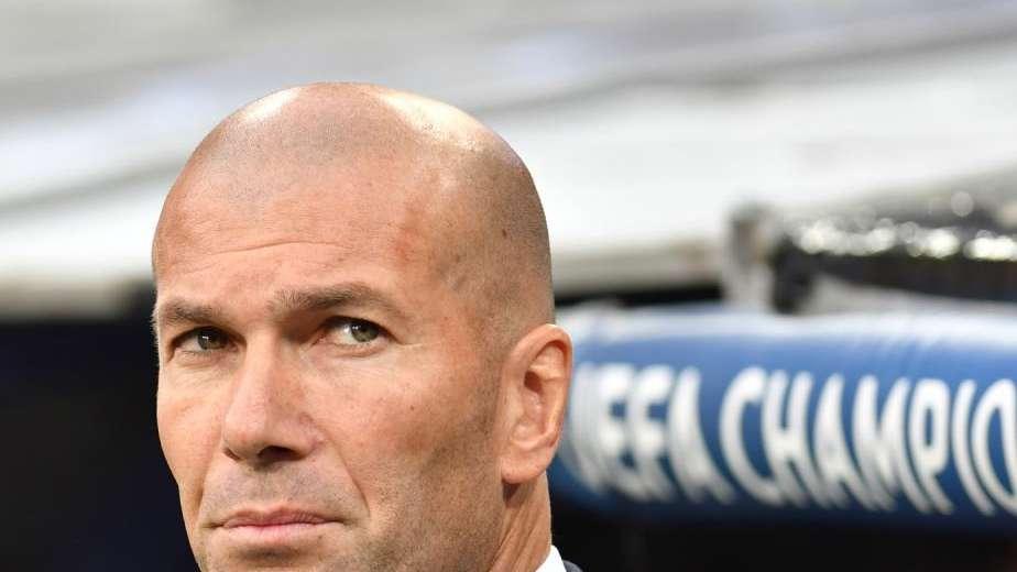 Zidane insta a la paciencia a los menos habituales: "Todos los jóvenes tienen futuro en el Madrid"
